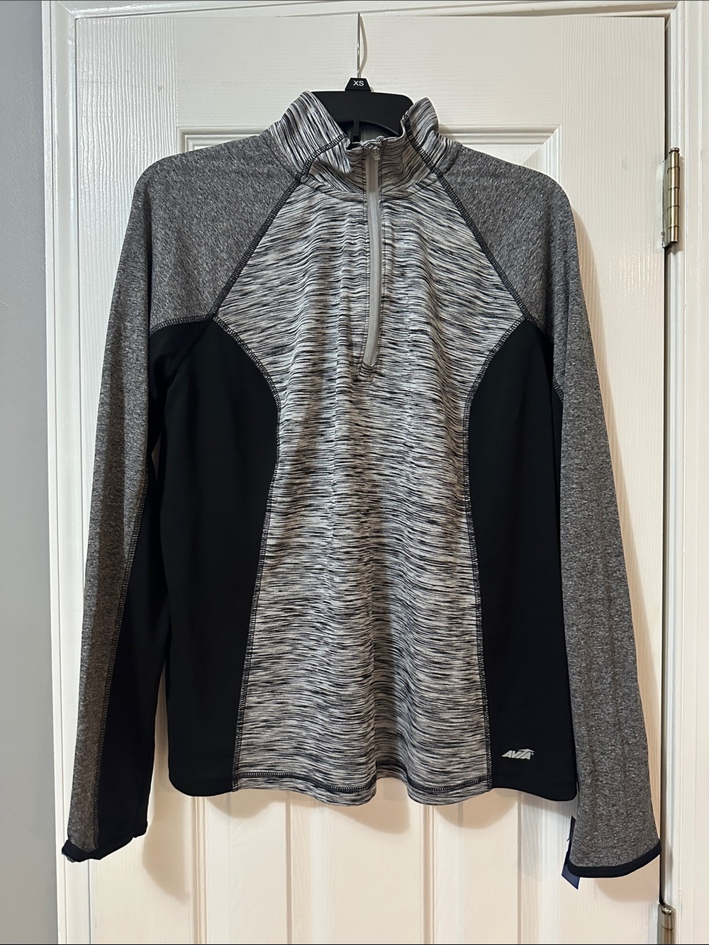 Women’s Avia Gray and Black Half-Zip Athletic Pullover- Size XXL
